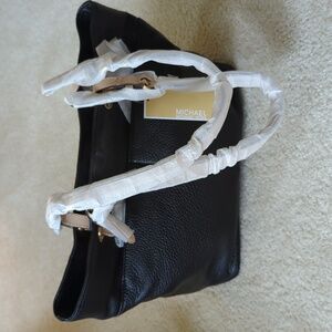 Michael Kors Bedford pocket tote